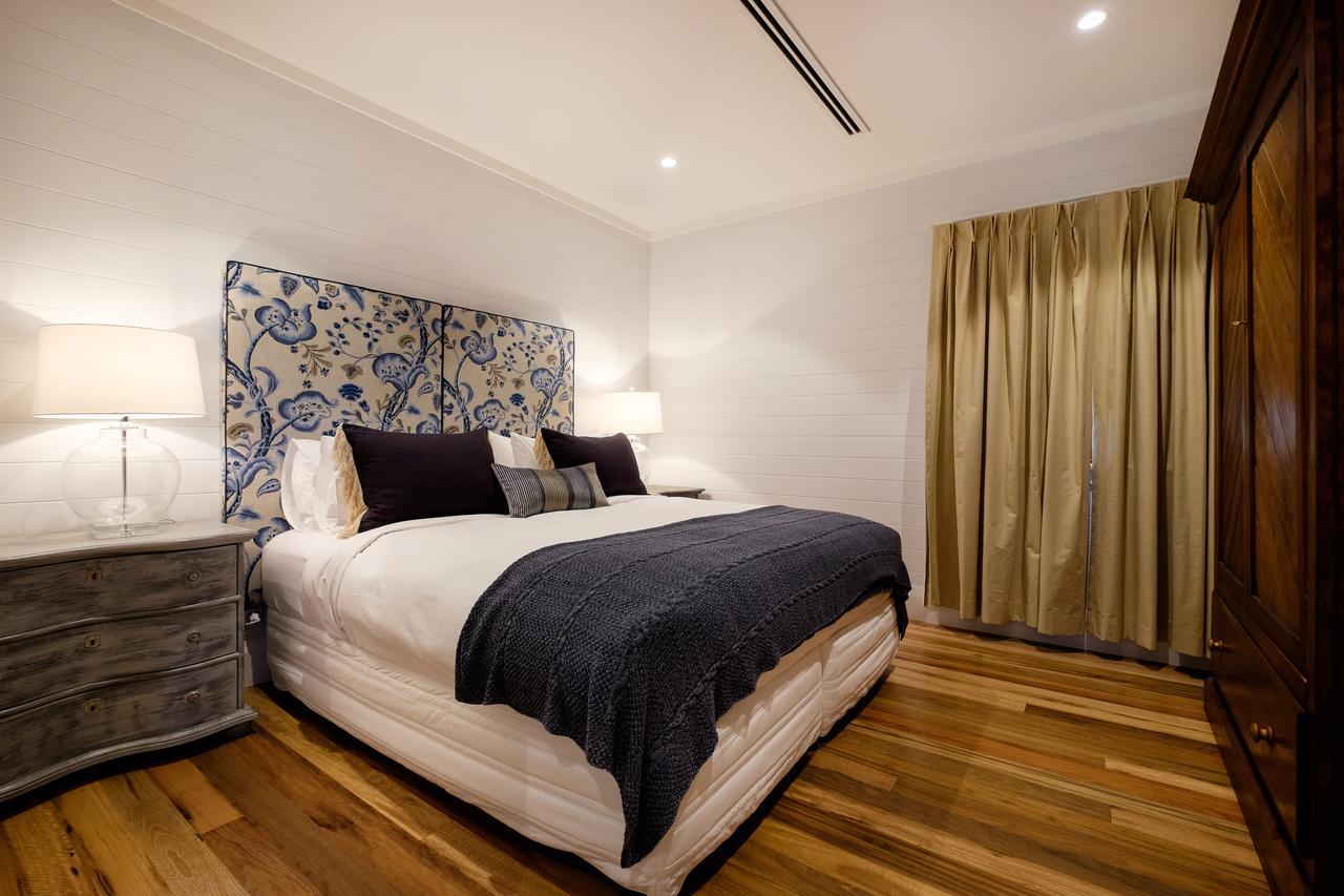Goonoo Goonoo Station Hotel Tamworth Exterior photo A bedroom