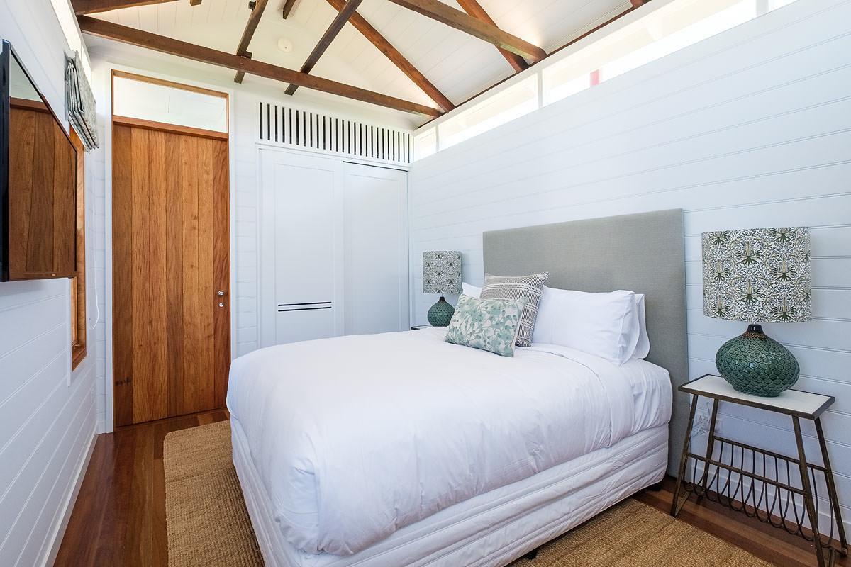 Goonoo Goonoo Station Hotel Tamworth Exterior photo A bedroom at the hotel